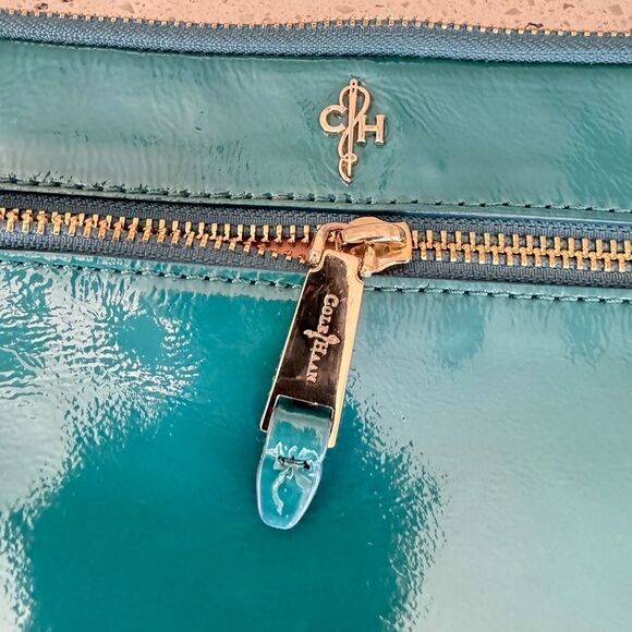 COLE HAAN JITNEY Teal Green Patent Leather Shoulder Purse Top Zip Travel Bag EUC - Picture 12 of 16